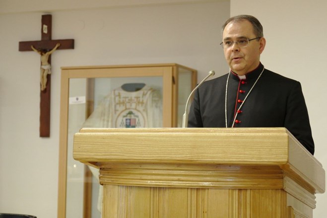 Pismo biskupa Radoša svećenicima Varaždinske biskupije